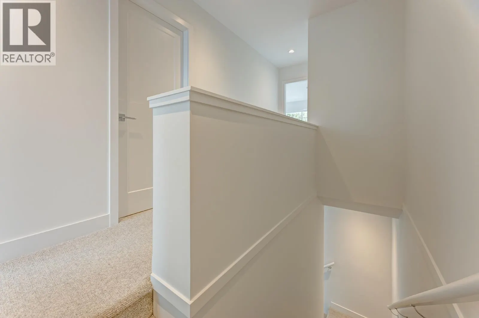 120 3421 QUEENSTON AVENUE
