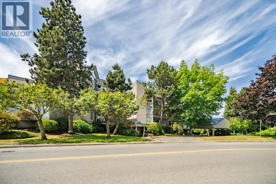 108 4753 W RIVER ROAD