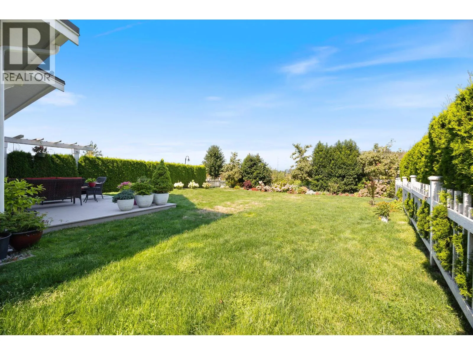 12B 5551 ADMIRAL WAY