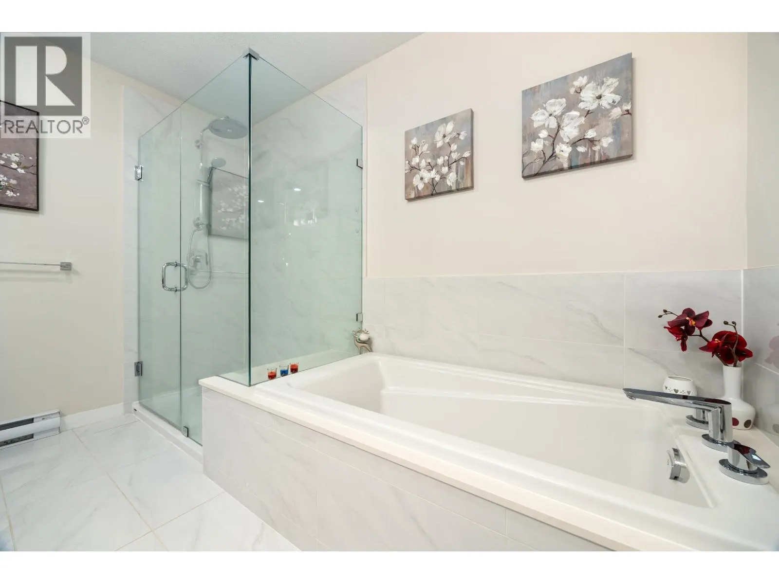 12B 5551 ADMIRAL WAY