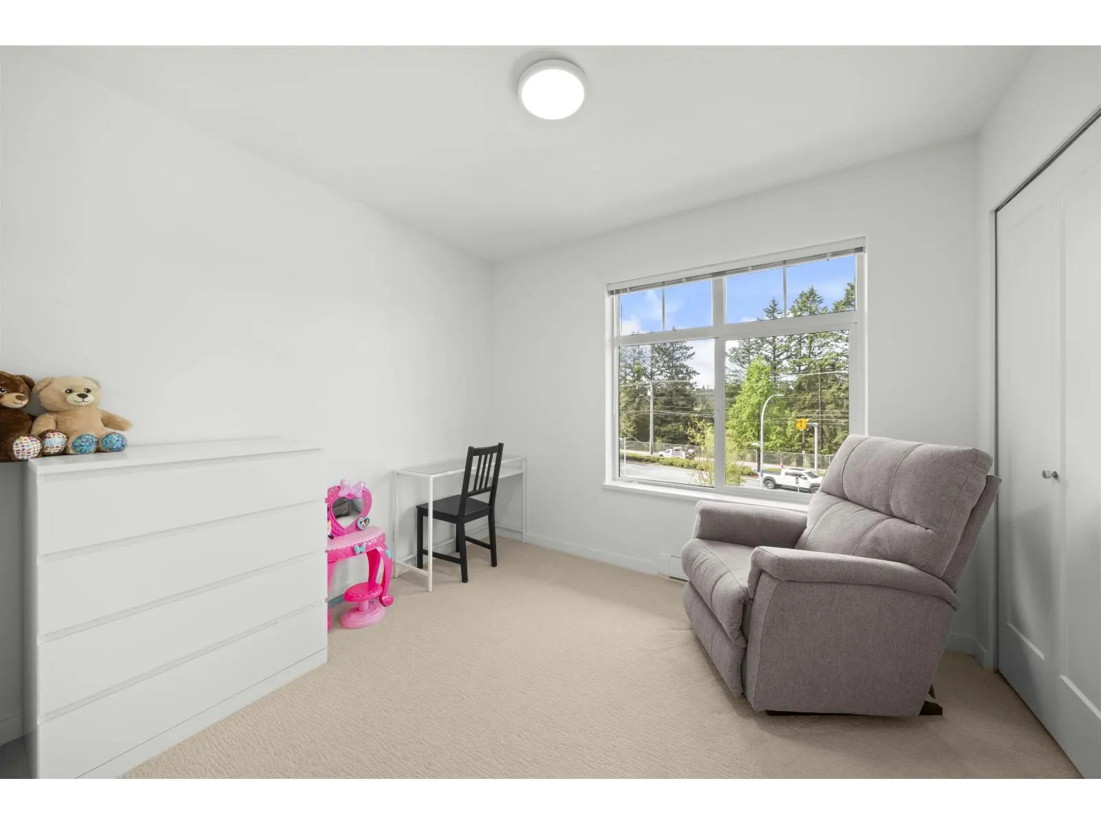 150 15235 SITKA DRIVE