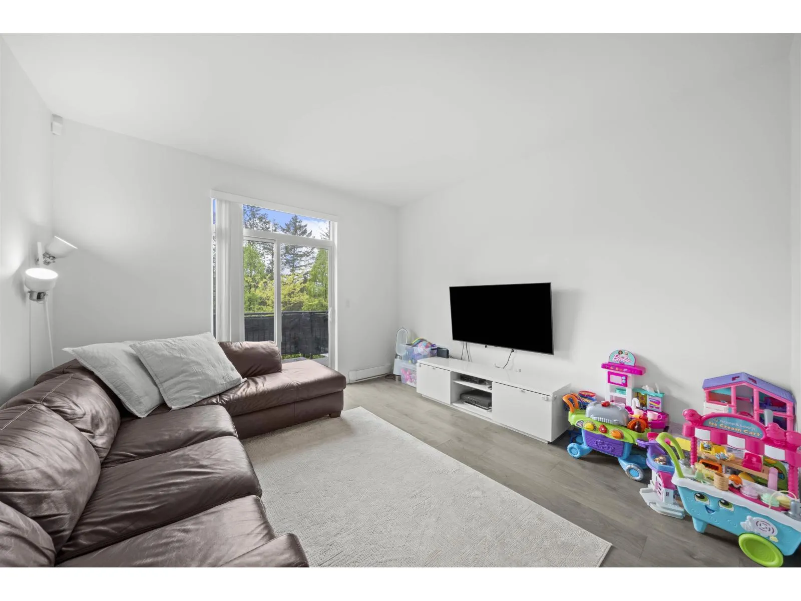 150 15235 SITKA DRIVE