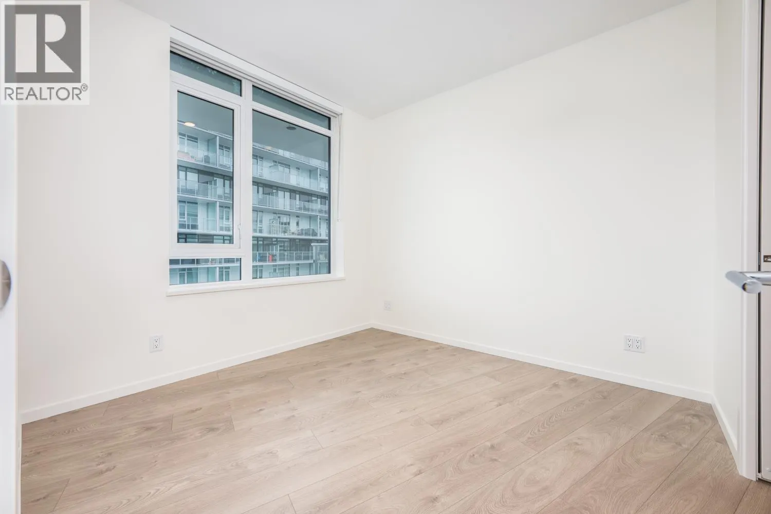 931 6600 MINORU BOULEVARD