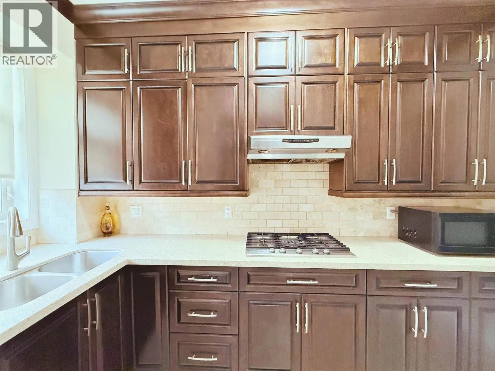4899 MCKEE PLACE