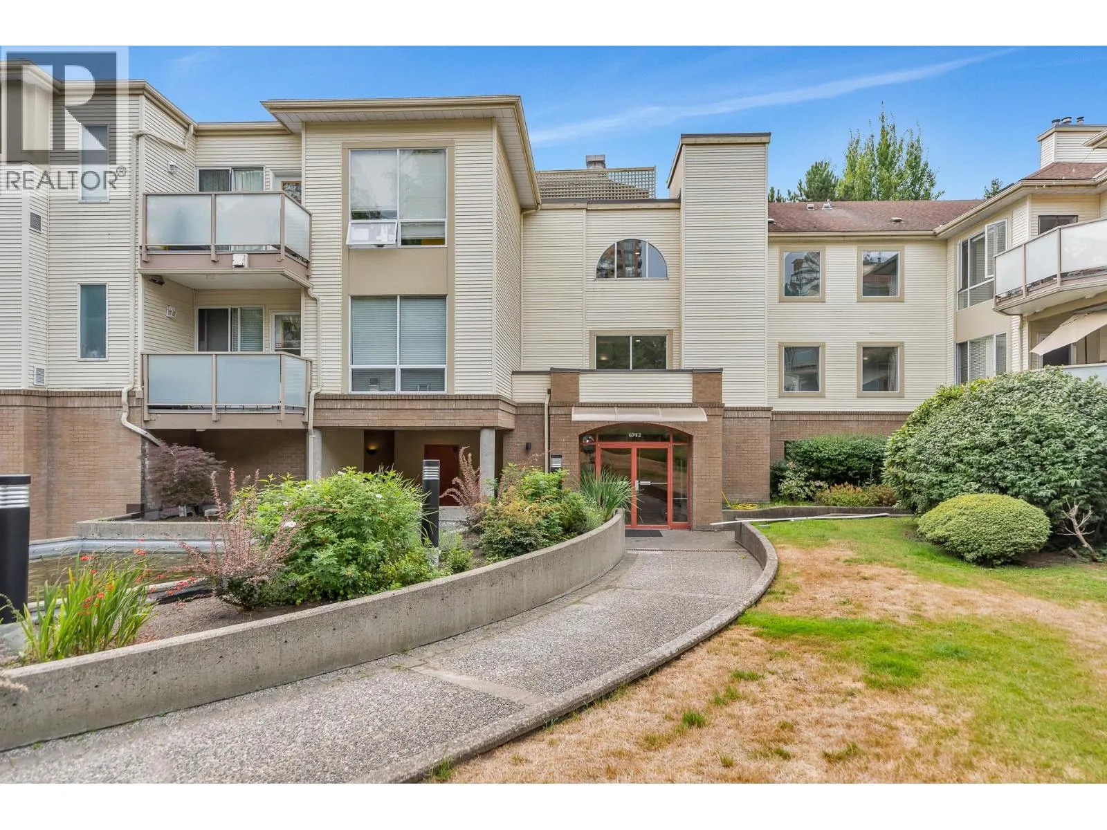 105 6742 STATION HILL COURT