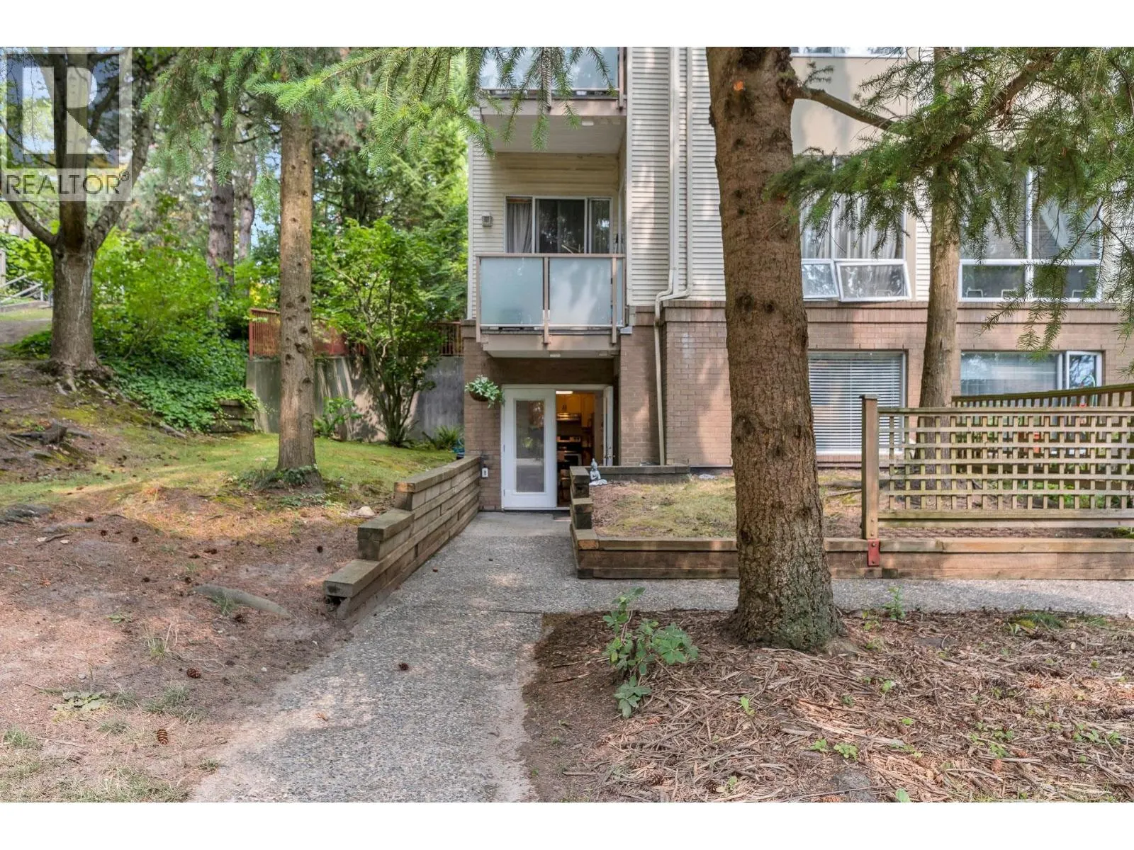 105 6742 STATION HILL COURT