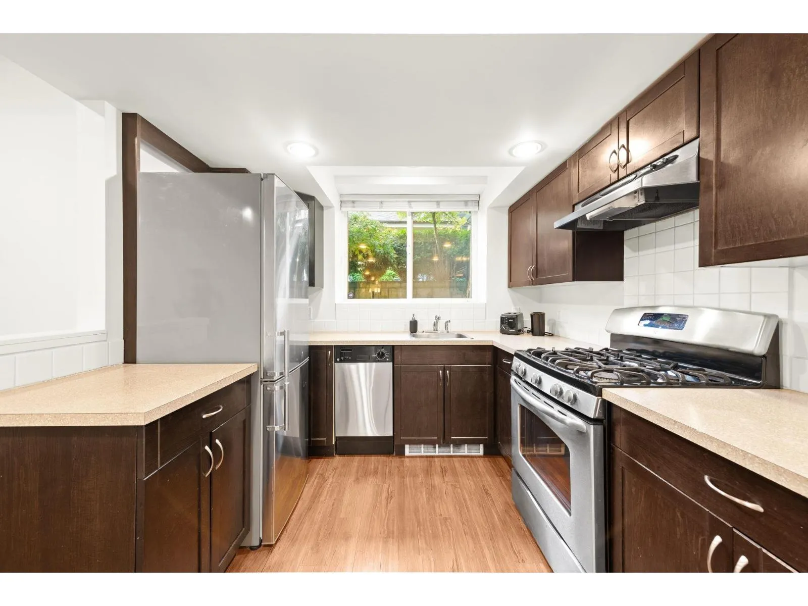 9445 KANAKA STREET