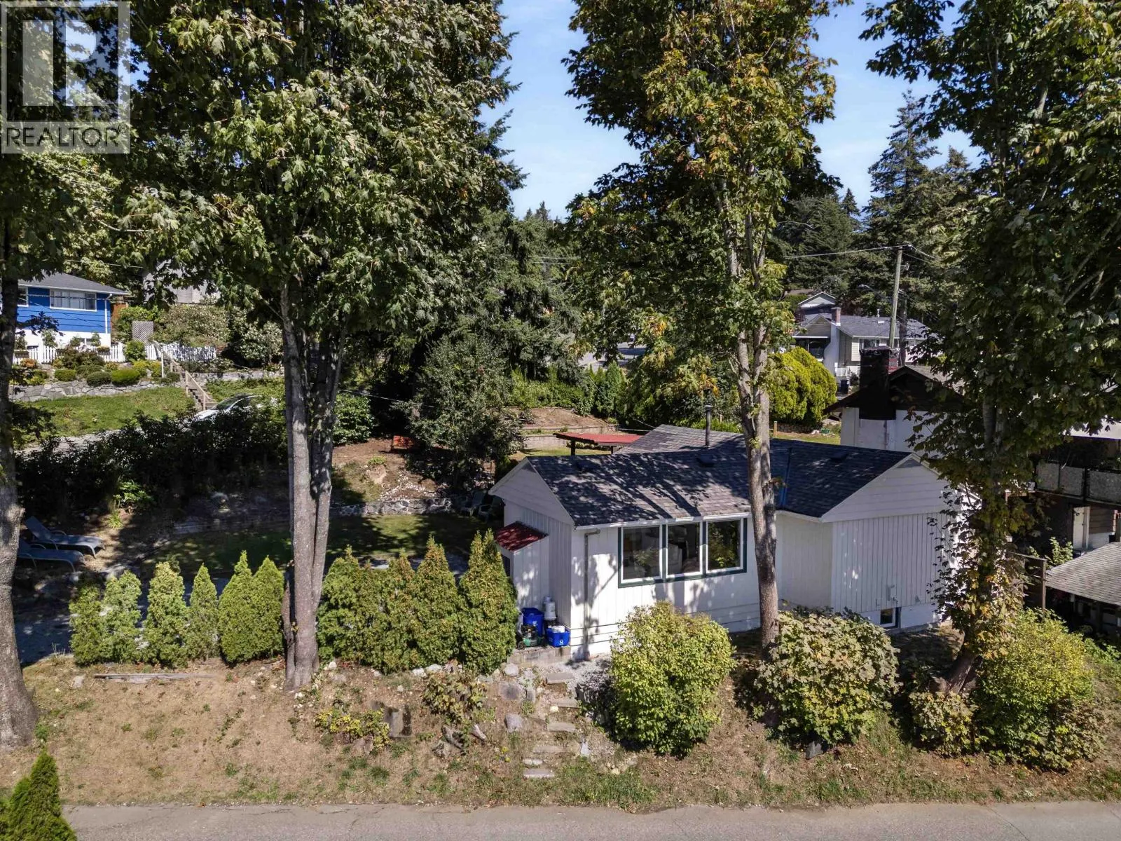 1706 GLENDALE AVENUE