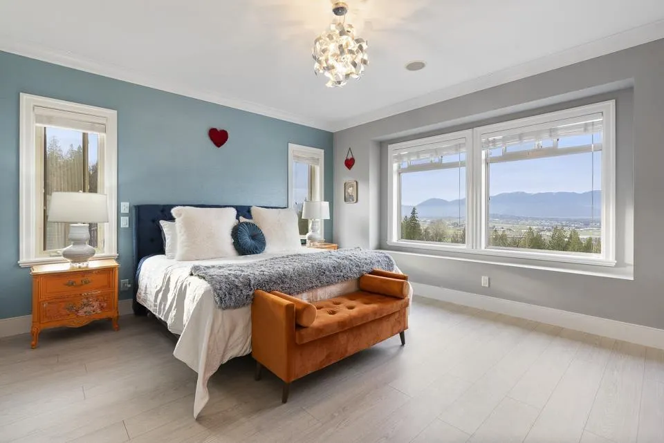 125 51075 FALLS COURT|Eastern Hillsides