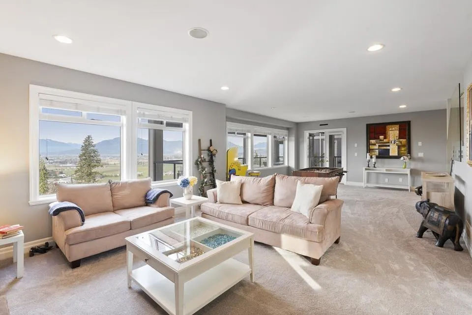 125 51075 FALLS COURT|Eastern Hillsides