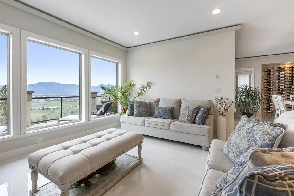 125 51075 FALLS COURT|Eastern Hillsides