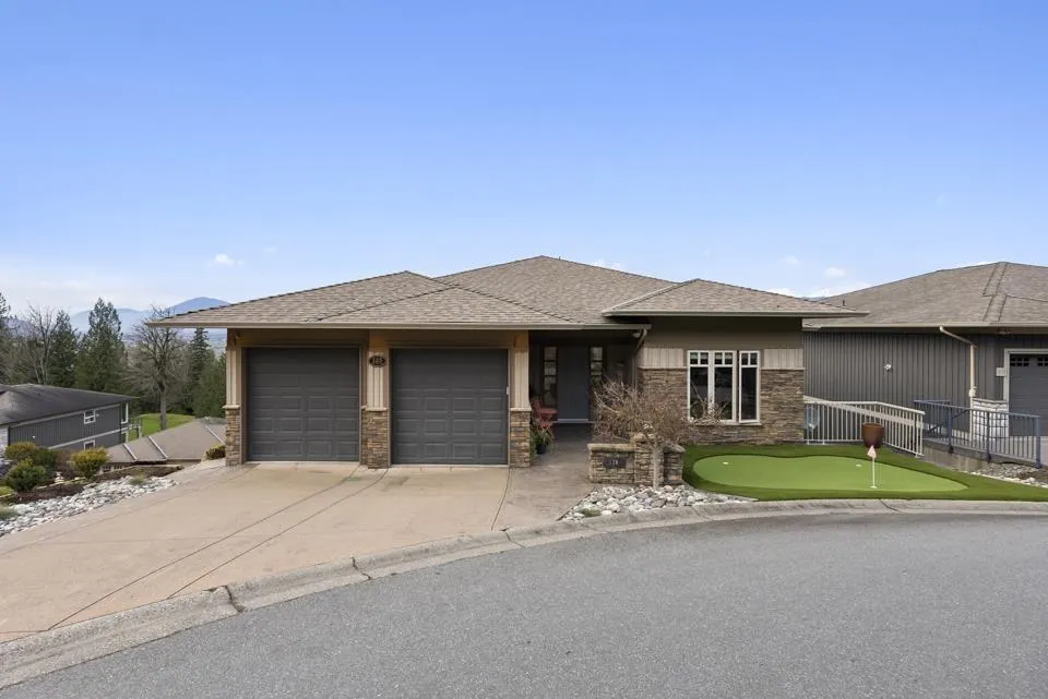 125 51075 FALLS COURT|Eastern Hillsides