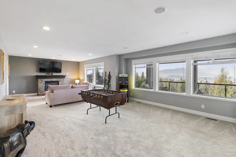 125 51075 FALLS COURT|Eastern Hillsides
