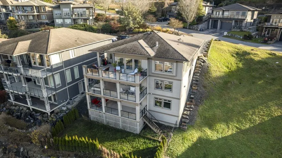 125 51075 FALLS COURT|Eastern Hillsides