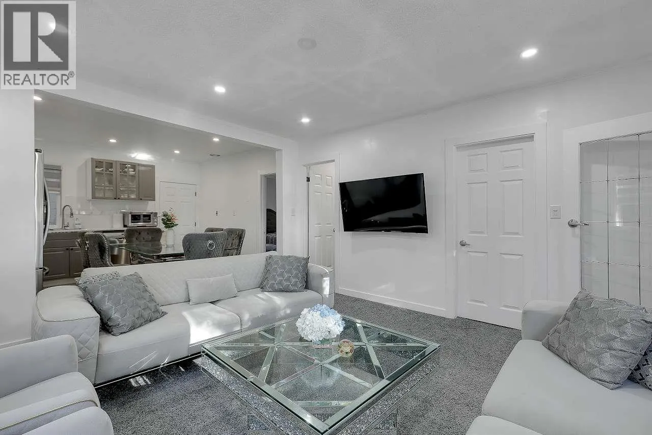 7822 WILLARD STREET