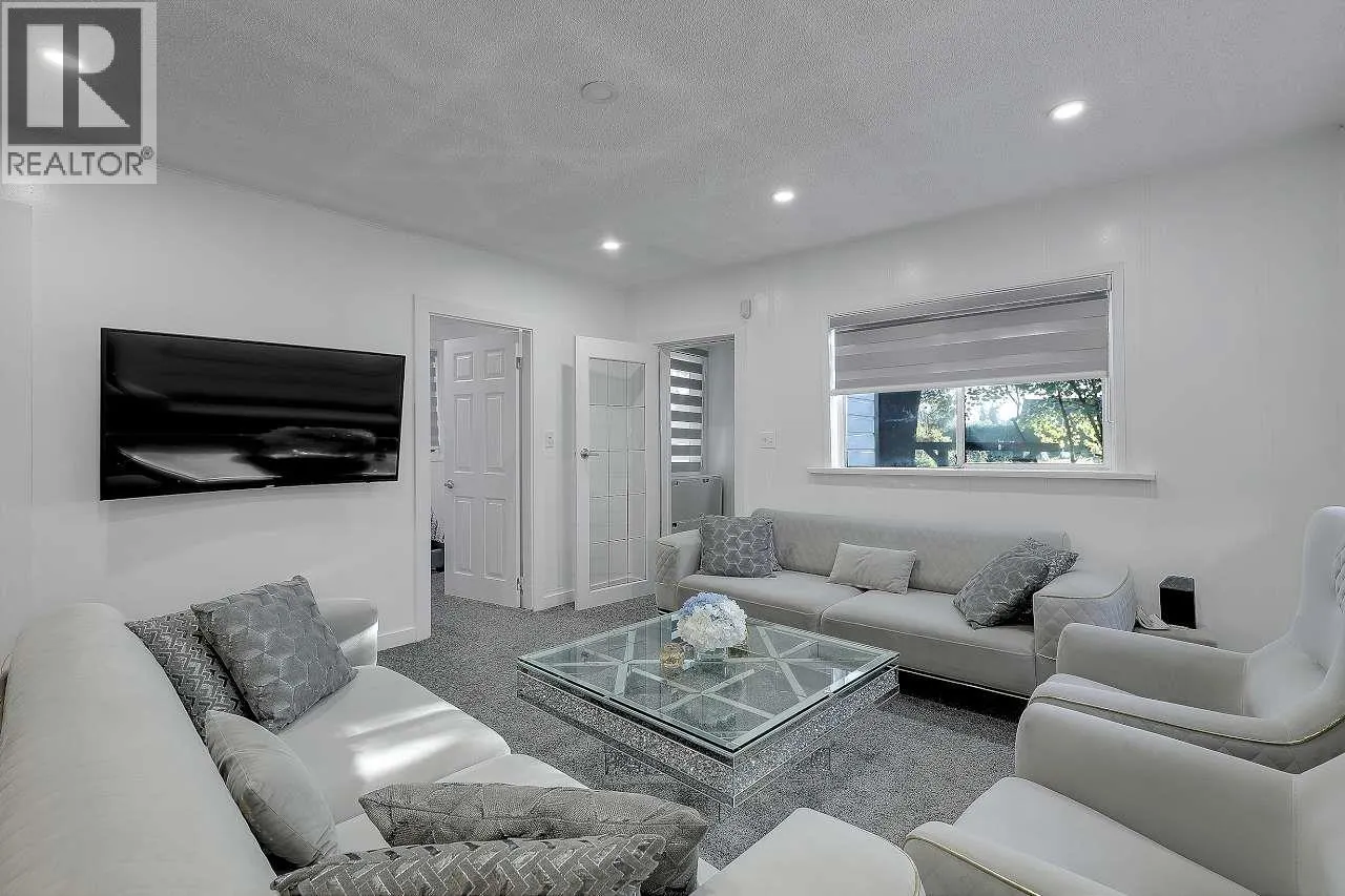 7822 WILLARD STREET
