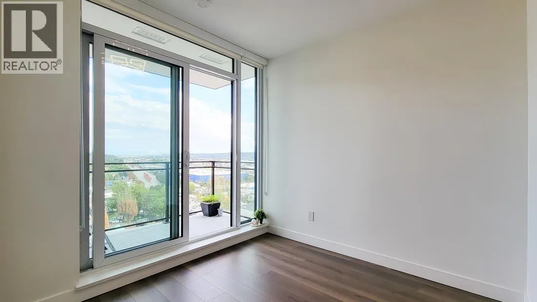 901 901 LOUGHEED HIGHWAY