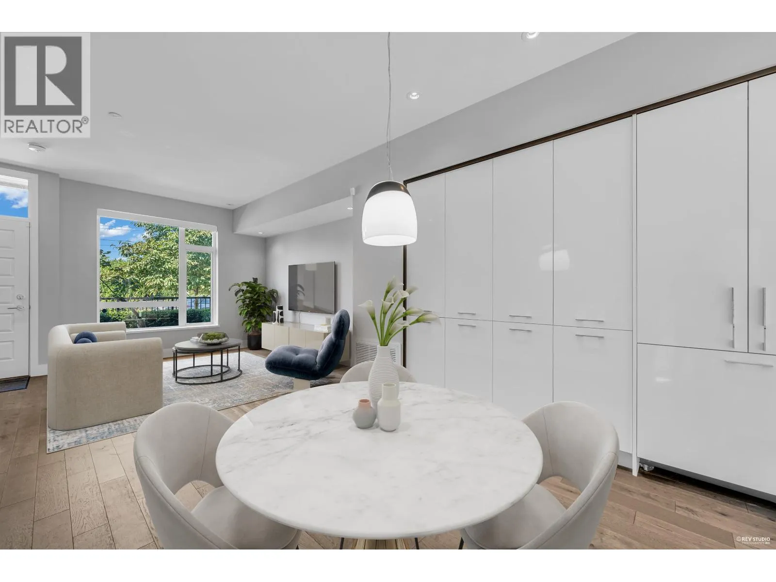 7478 GRANVILLE STREET