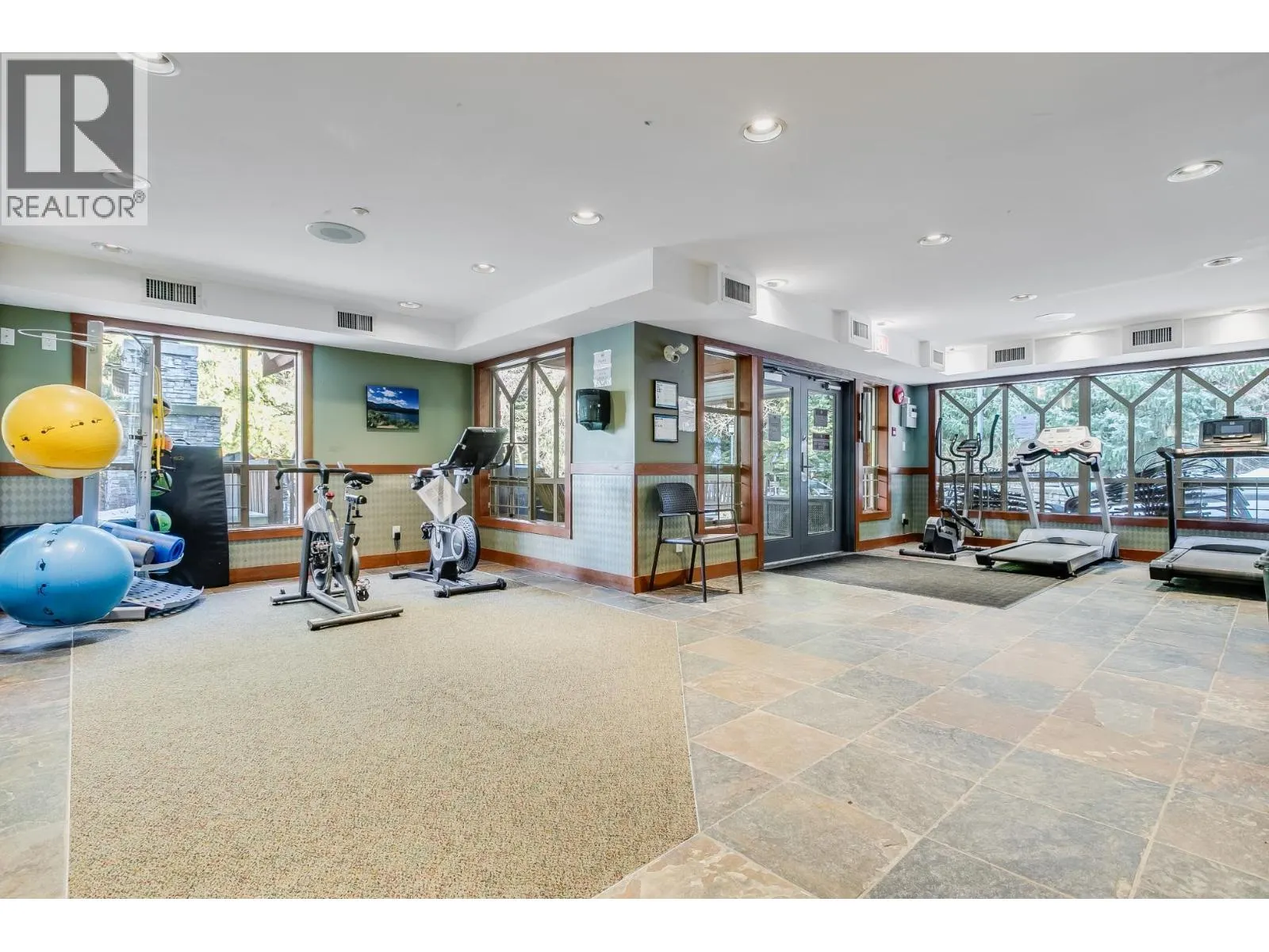 104G 4653 BLACKCOMB WAY