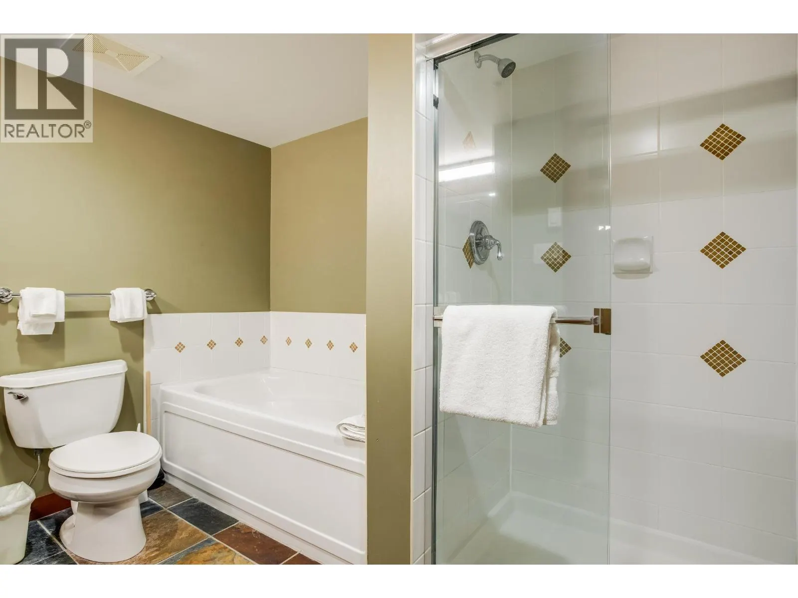 104G 4653 BLACKCOMB WAY