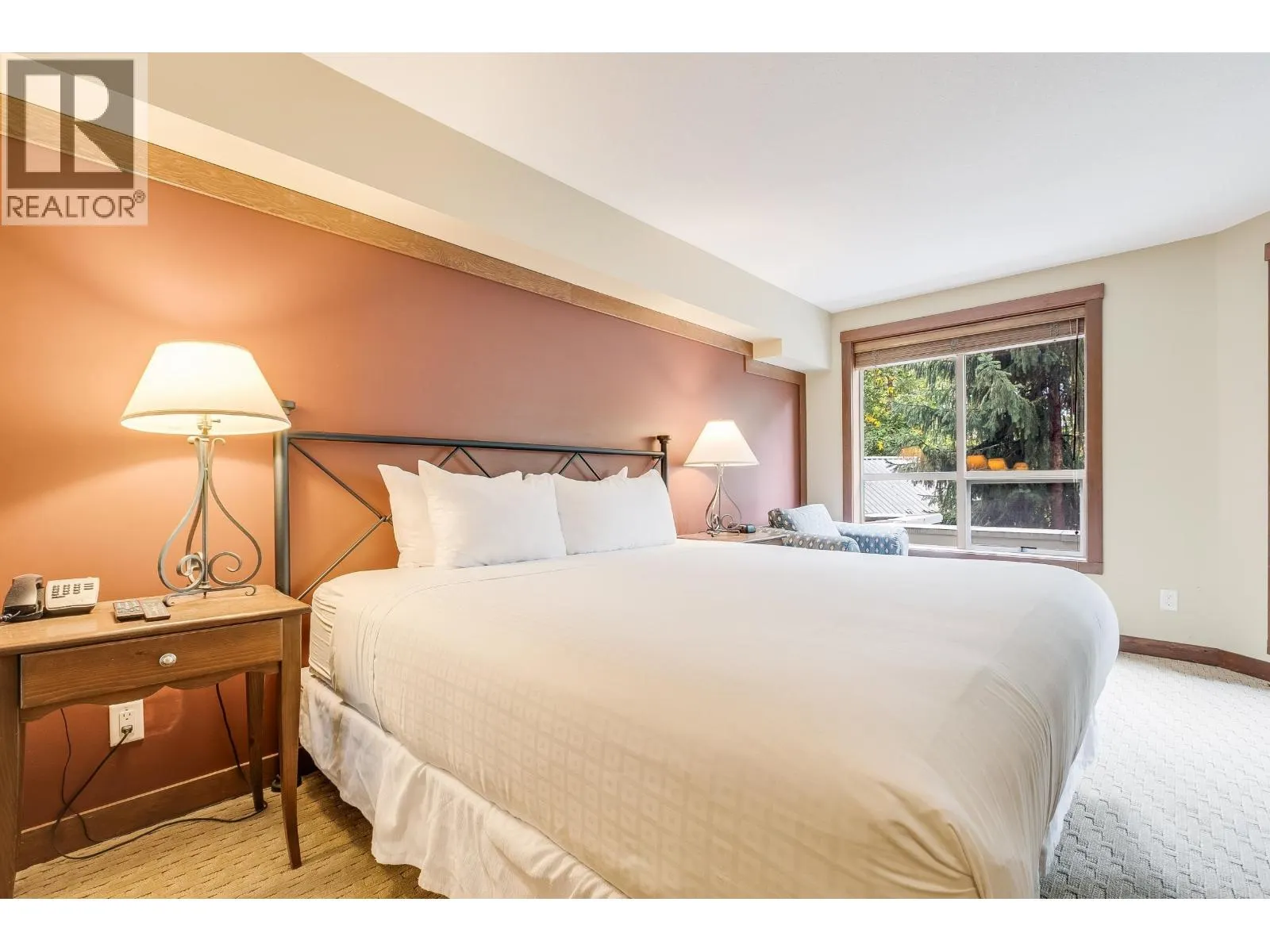 104G 4653 BLACKCOMB WAY