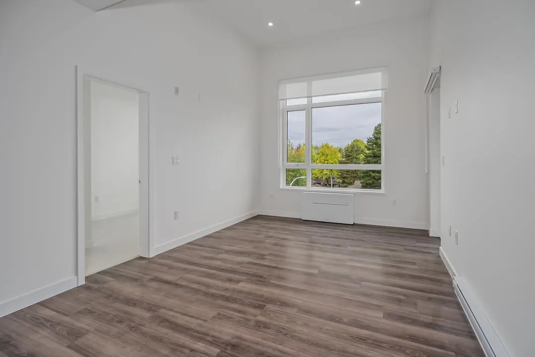 406 13788 76 AVENUE