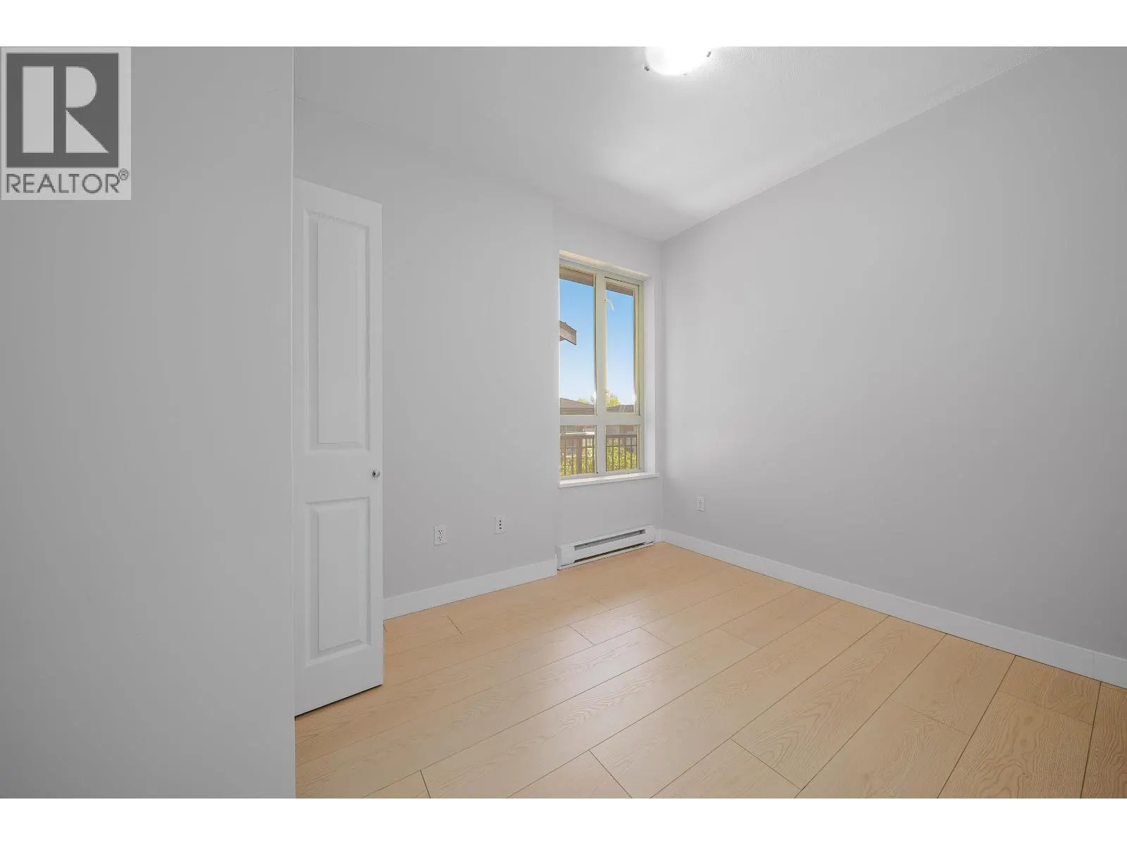 5403 5111 GARDEN CITY ROAD