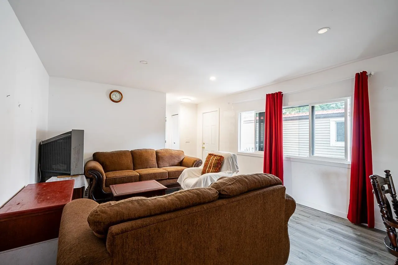 109 3665 244 STREET