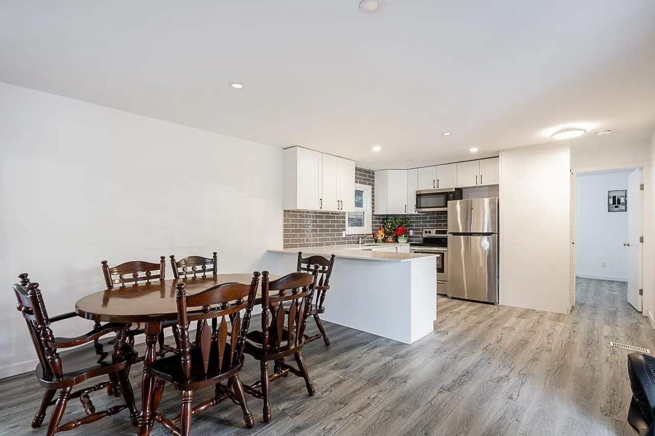 109 3665 244 STREET
