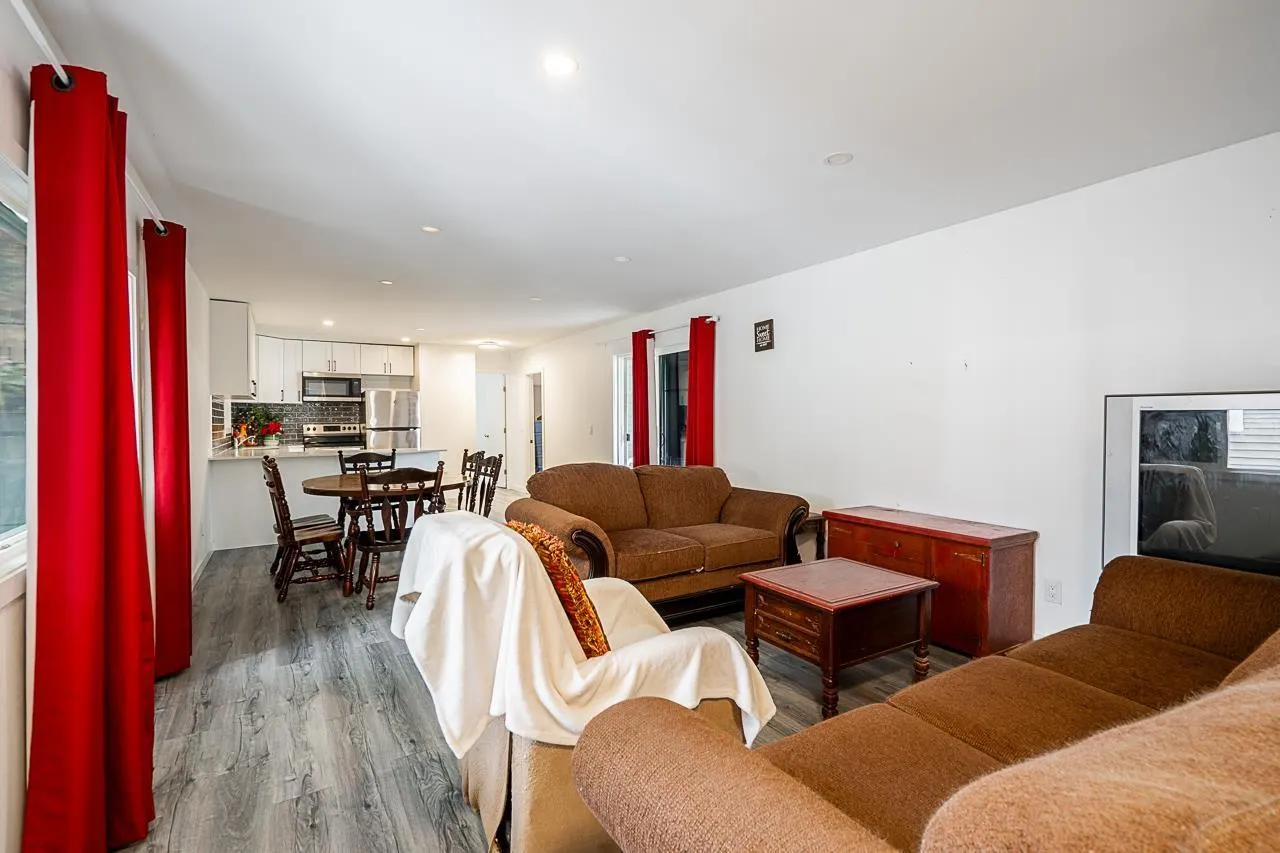 109 3665 244 STREET