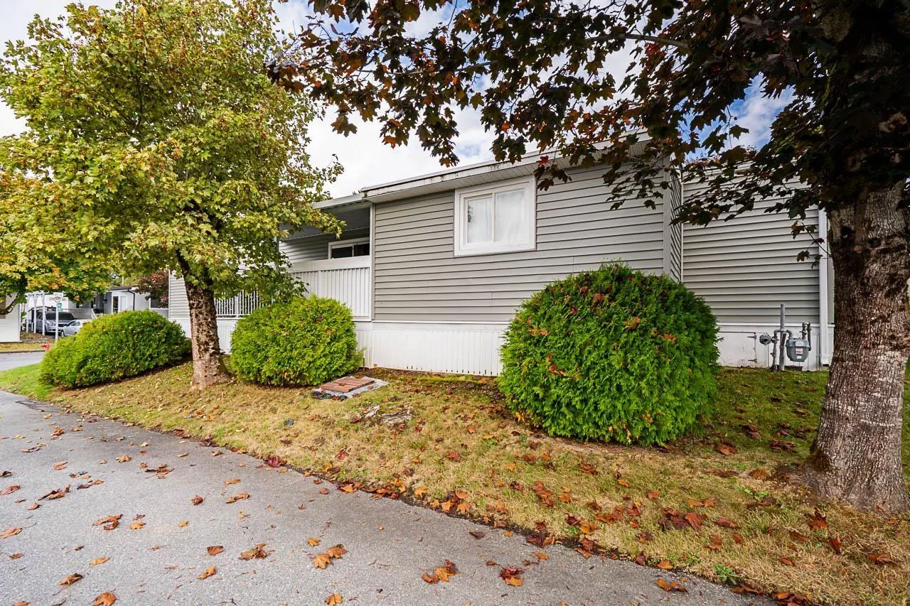 109 3665 244 STREET