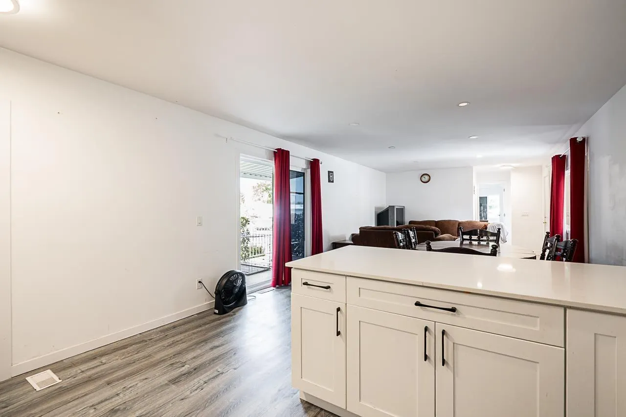 109 3665 244 STREET
