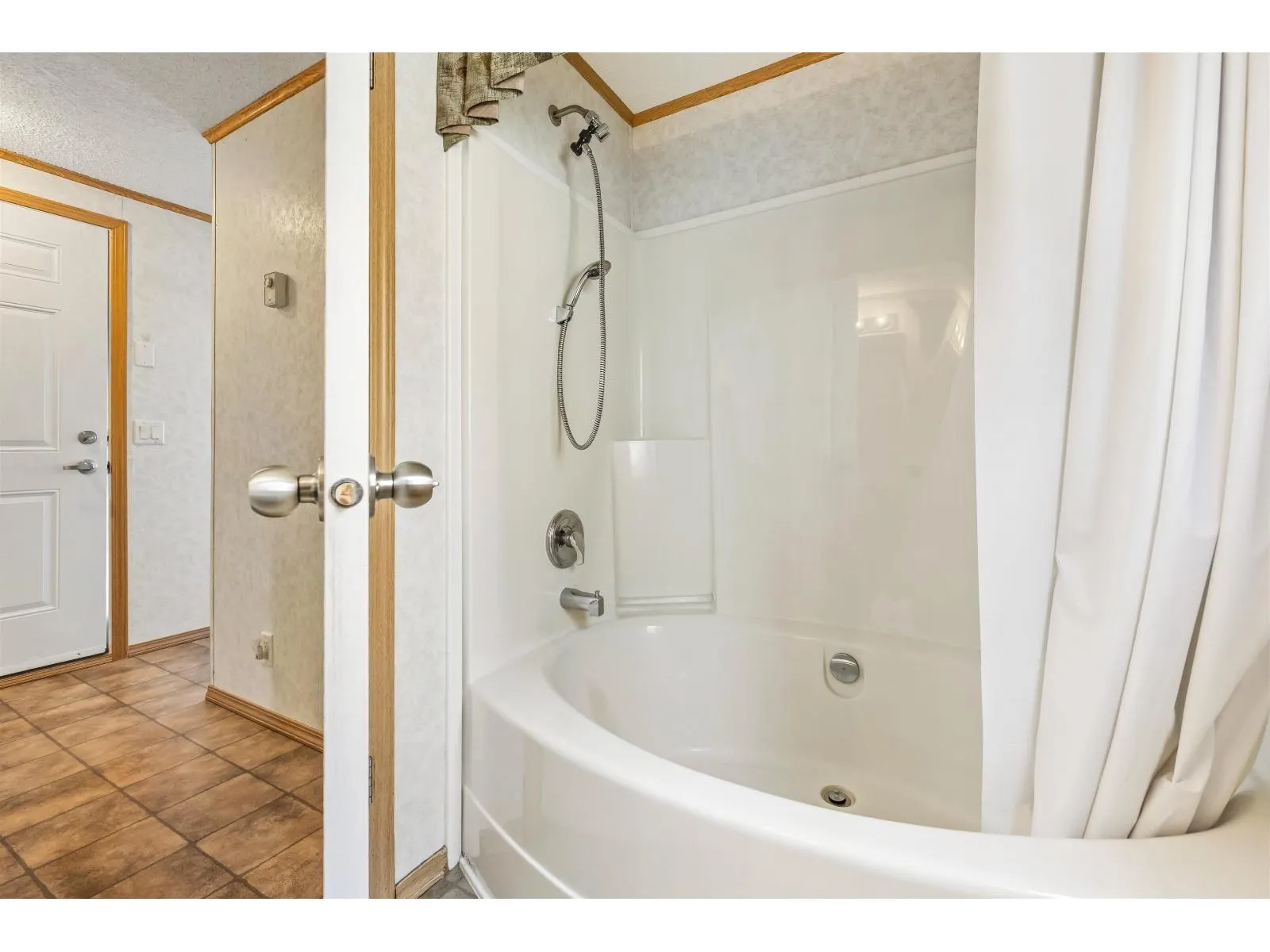 27 46484 CHILLIWACK LAKE ROAD|Chilliwack River Valley