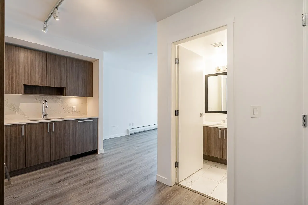 614 13350 CENTRAL AVENUE
