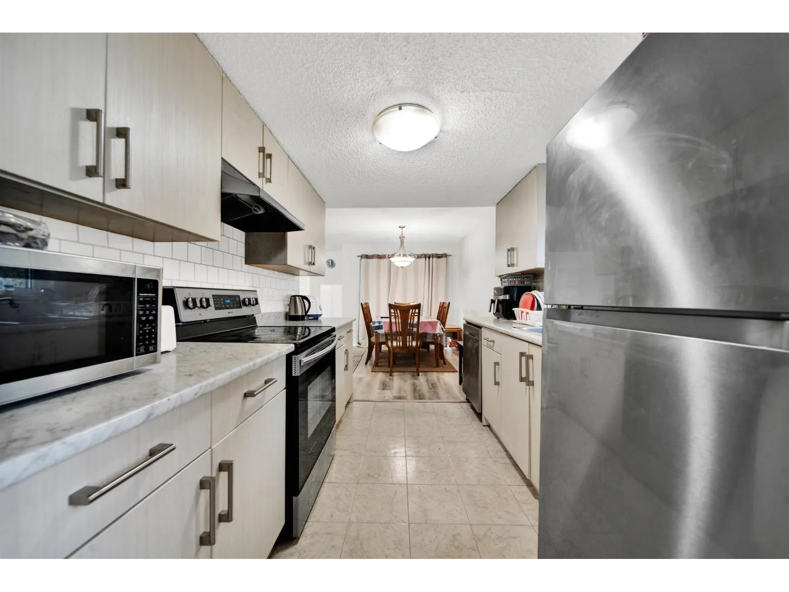 104 13275 70B AVENUE
