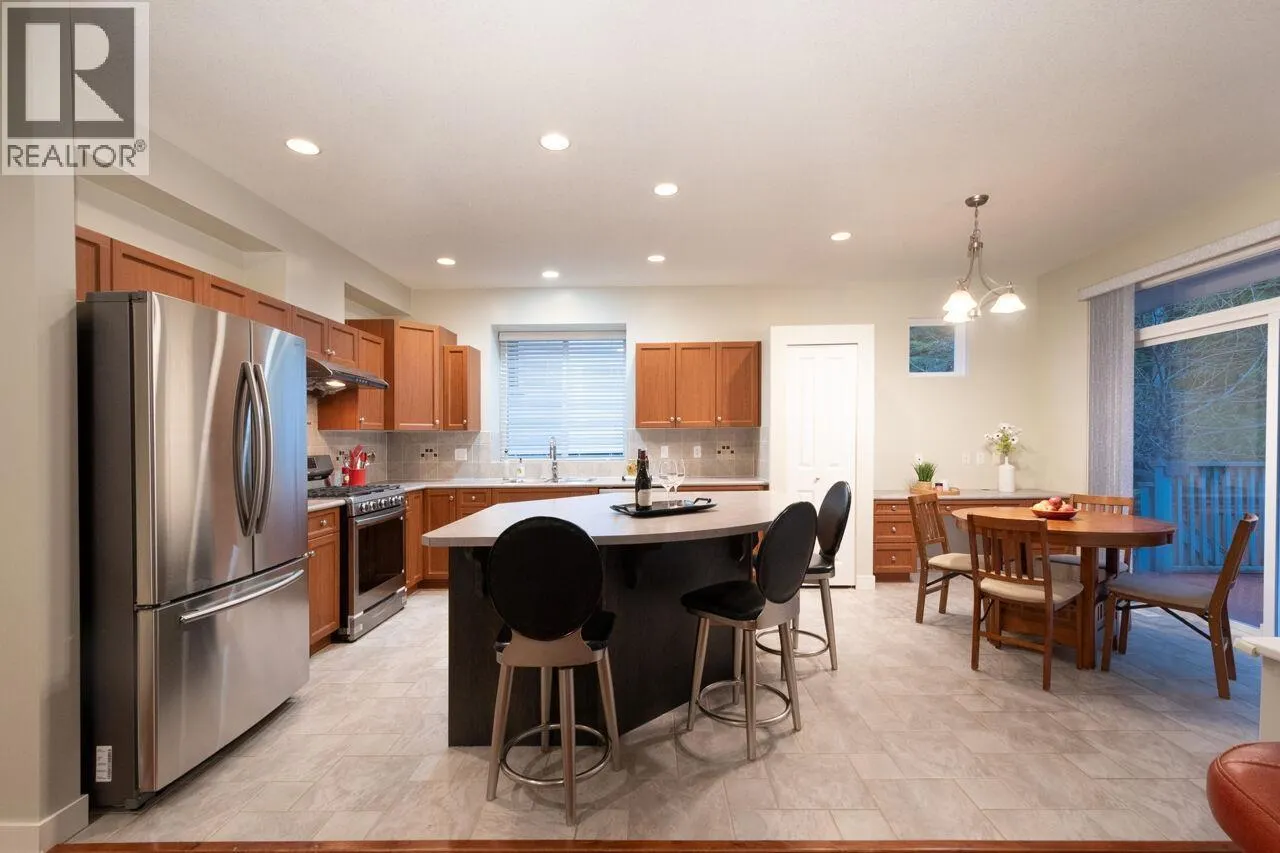 82 CLIFFWOOD DRIVE