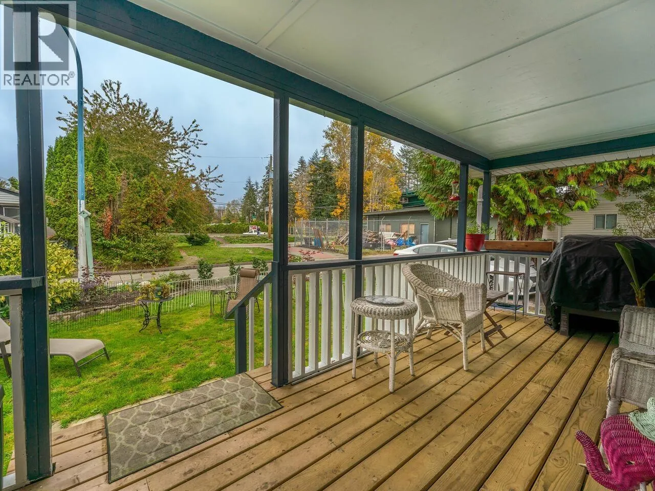 286 TYEE DRIVE