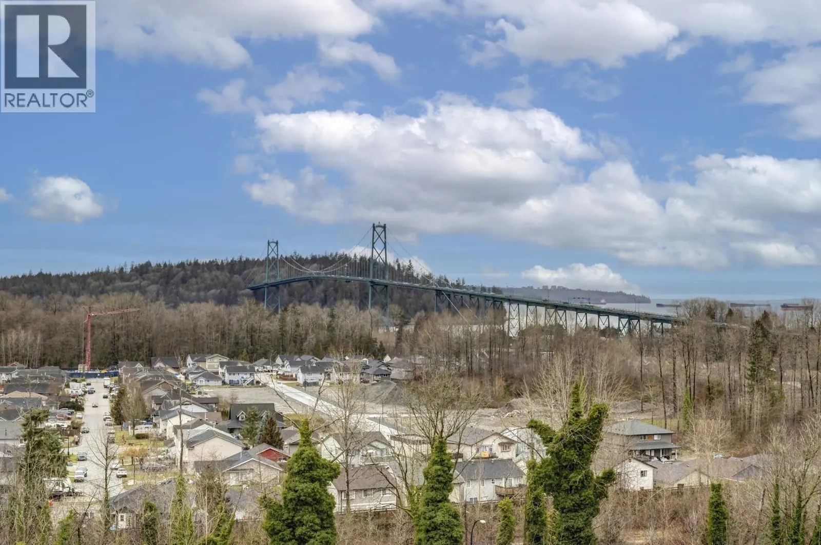 604 1675 LIONS GATE LANE