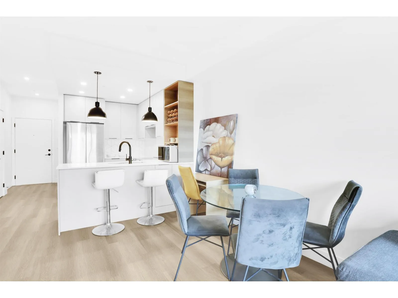 611 10778 138 STREET