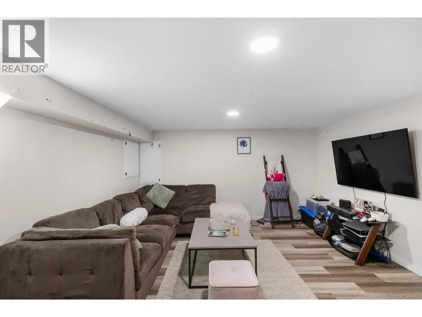 3019 KILLARNEY DRIVE