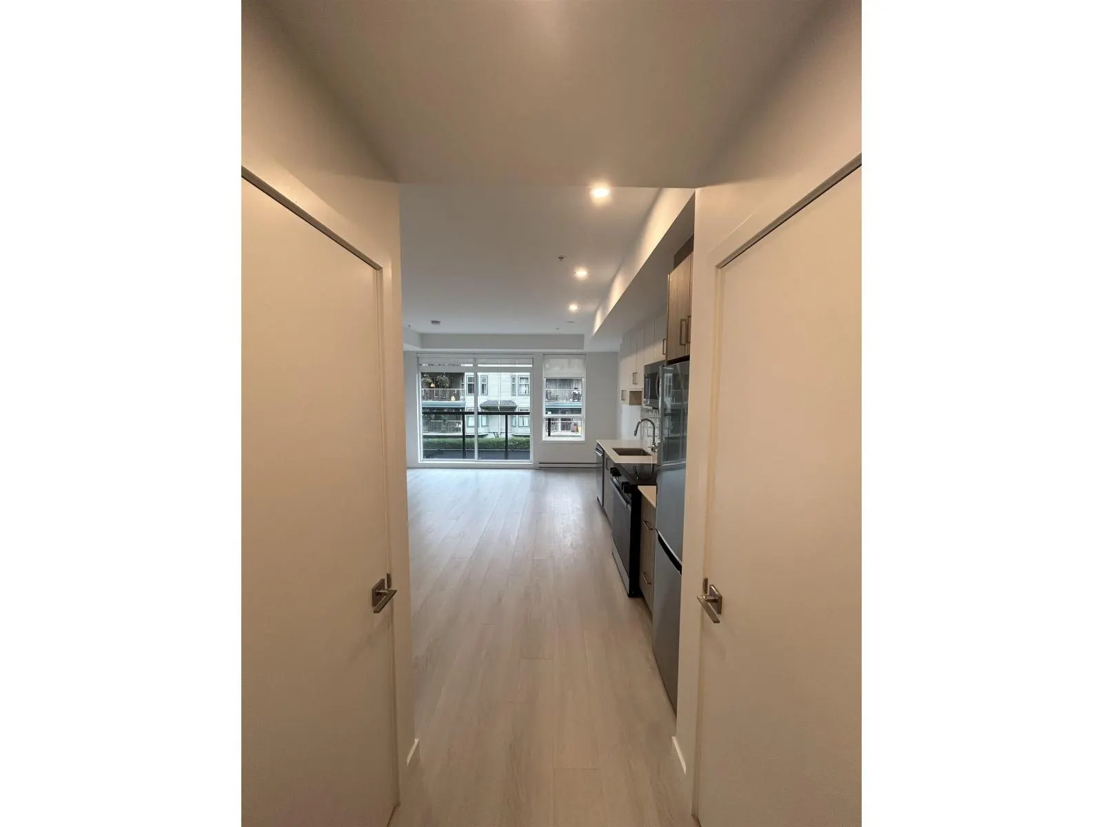 E20X 13858 108 AVENUE