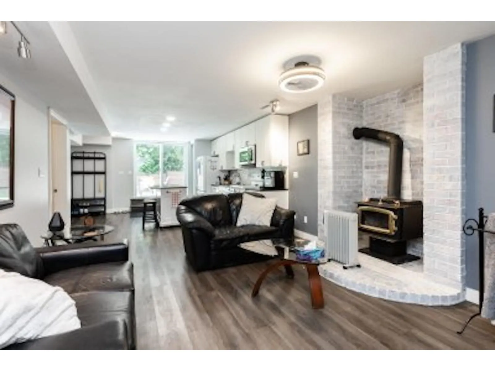Basement 20454 91A AVENUE