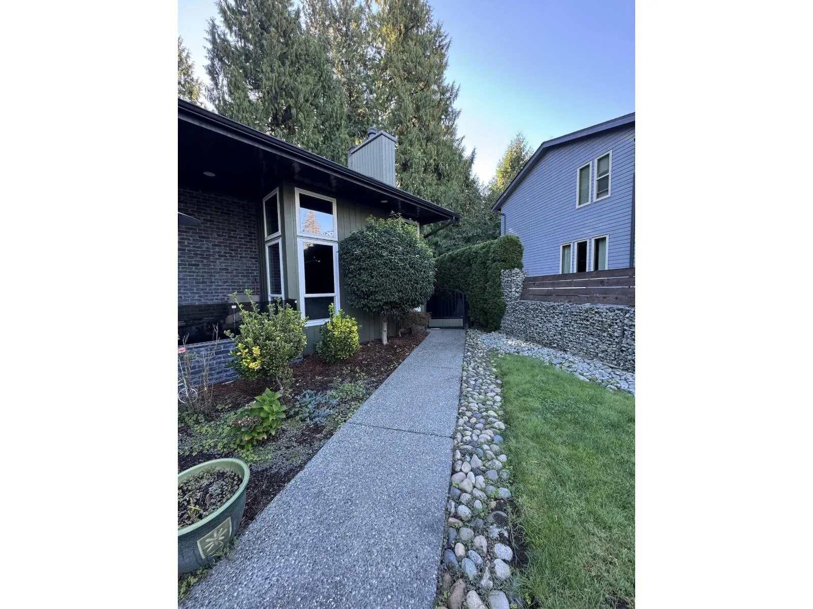 Basement 20454 91A AVENUE