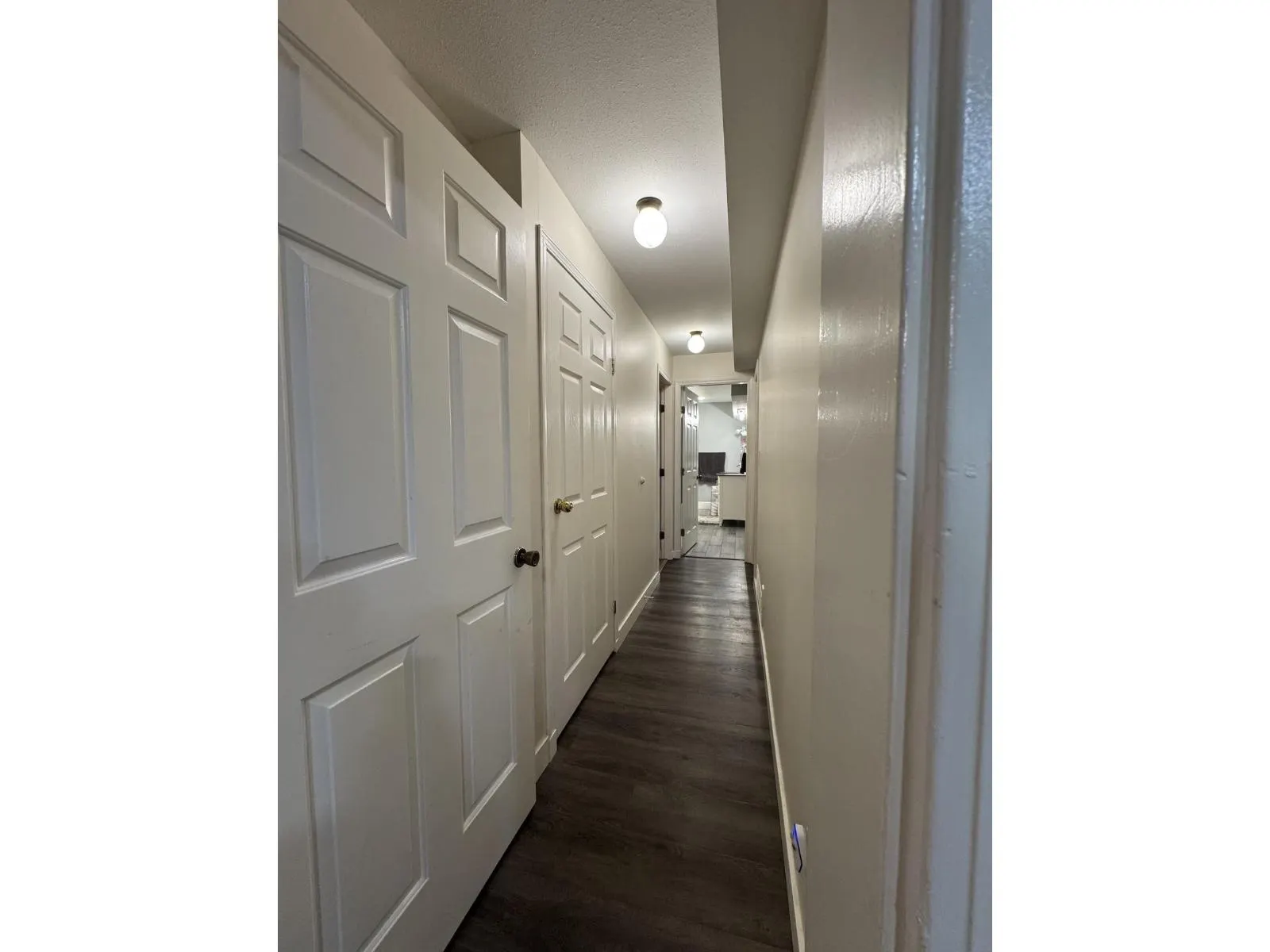 Basement 20454 91A AVENUE