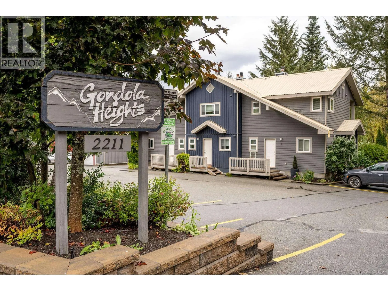 10 2211 MARMOT PLACE