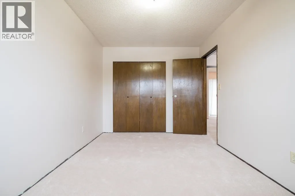 8411 RIDEAU DRIVE
