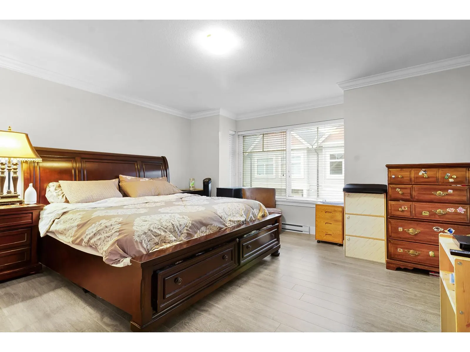 24 12092 70 AVENUE