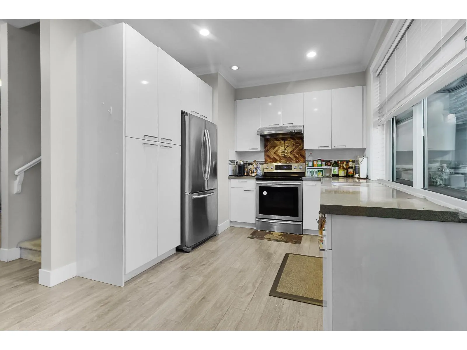 24 12092 70 AVENUE