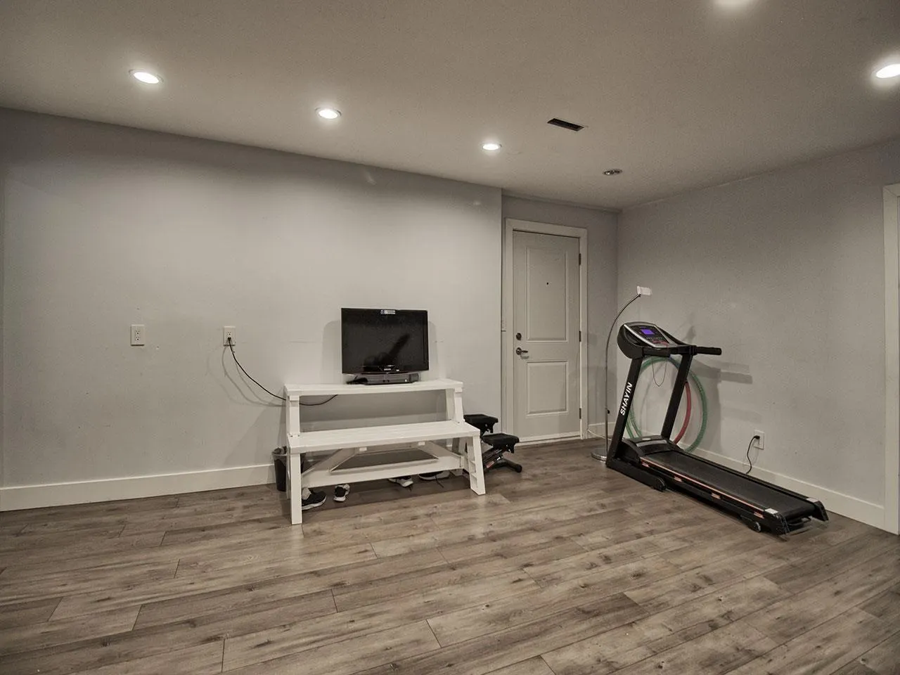 Basement-15467 112A AVENUE