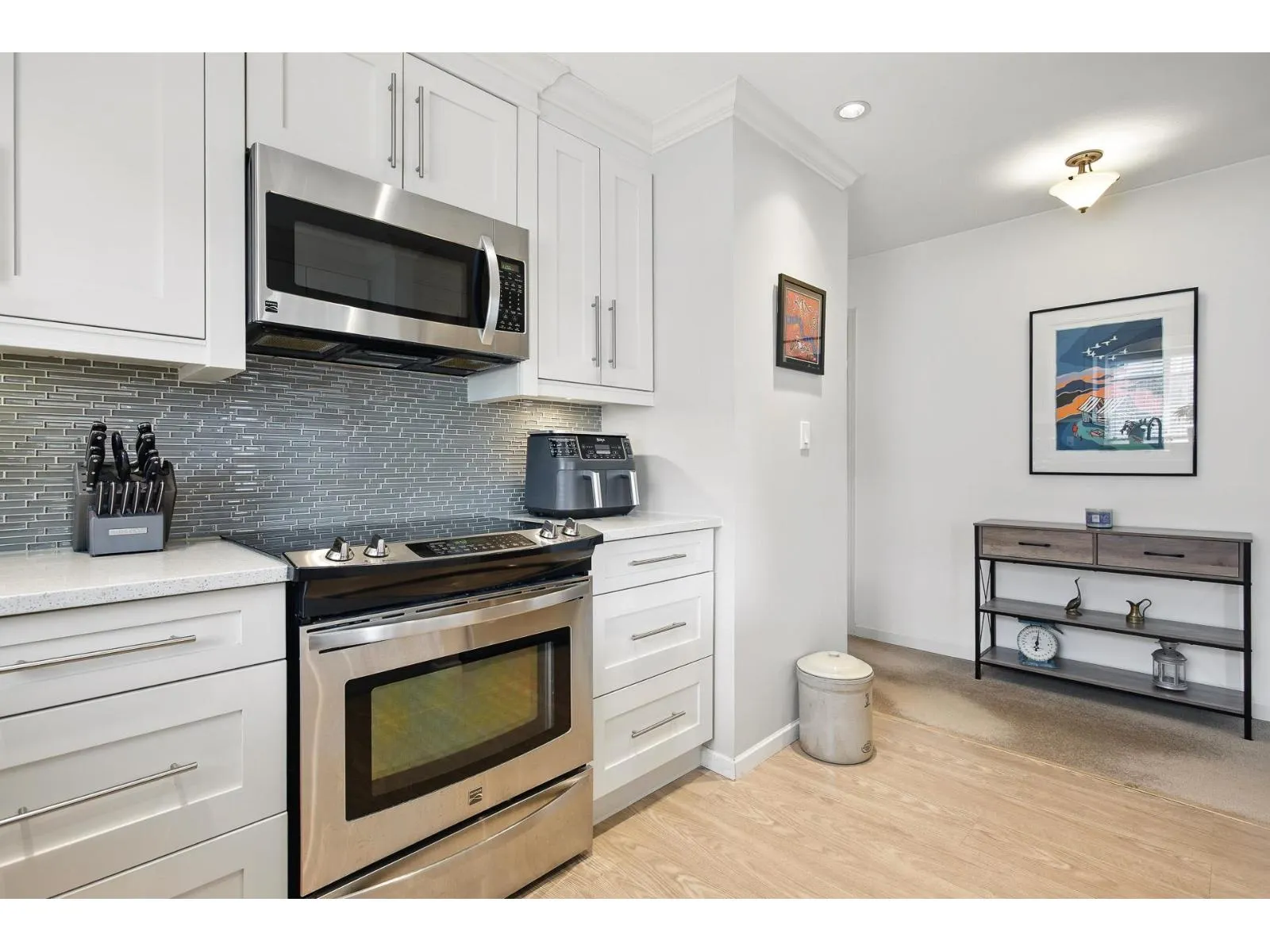 11441 SURREY ROAD